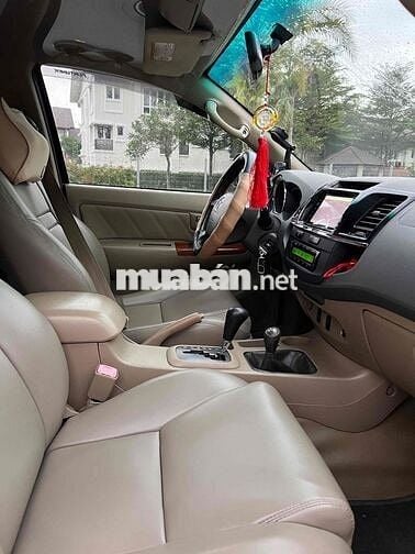 Toyota Fortuner 2010 2.7V 4x4 AT số tự động 2 cầu