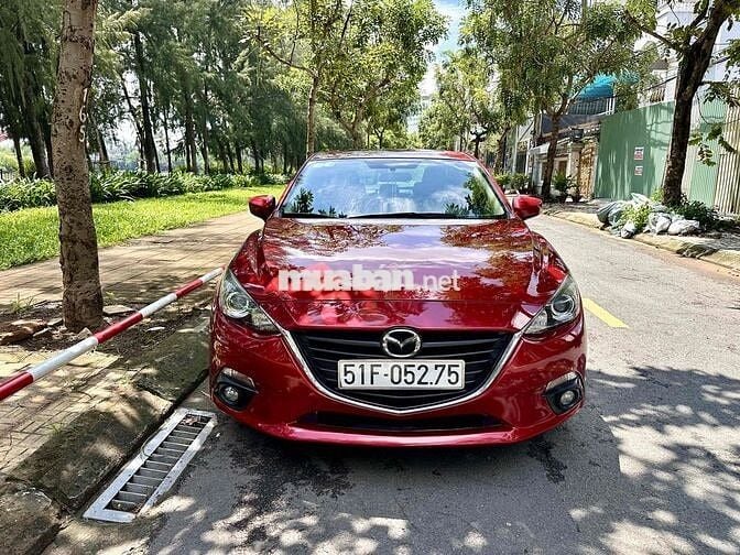 Mazda 3 2015 1.5 AT Sedan - 92000 km