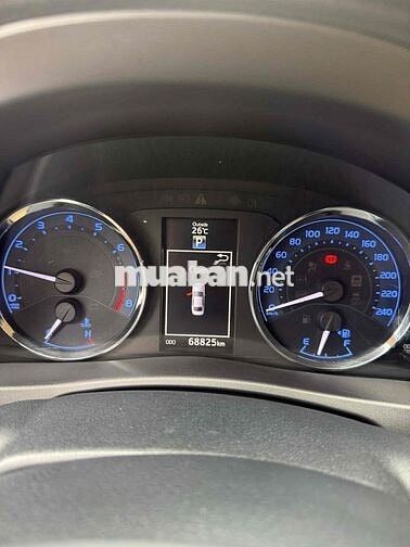 Toyota Corolla Altis 1.8G 2019 Xe hãng bán