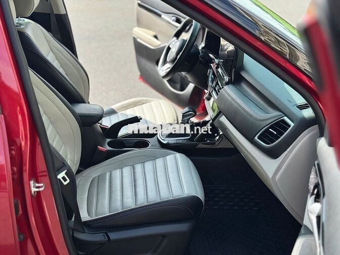 Kia Seltos 2021 Premium Màu đỏ 1 chủ từ đầu