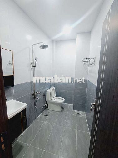 SÁT CHỢ LIÊN KHU 5-6 – BHHB.BT 🏡 HẺM 6M🌷GIÁ 5 TỶ2
💎DT: 4×18m (72m²)