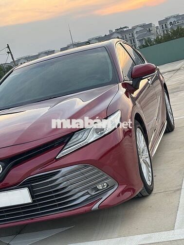 Toyota Camry 2.5Q Model 2021 Nhập Thái Biển số HCM