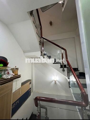 BÁN NHÀ CĂN GÓC LÊ HỒNG PHONG – P.2 – Q.10 – 4 TẦNG-NỞ HẬU -4PN