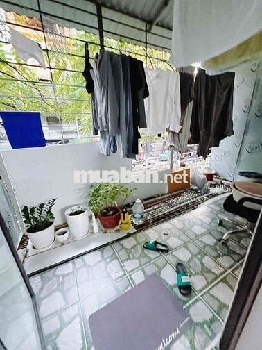 Tập thể Nguyễn Công Trứ lô góc, 2PN 2WC, bãi gửi ô tô, full nội thất,