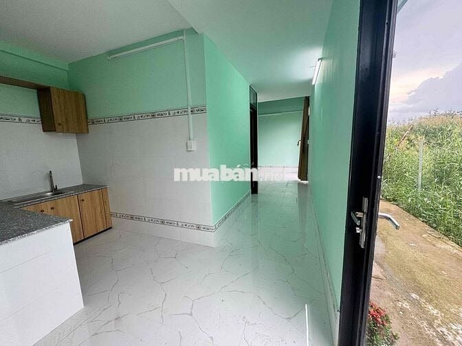 Nhà mới xây 40m2: 1 trệt 1 lầu có phòng ngủ dưới trệt