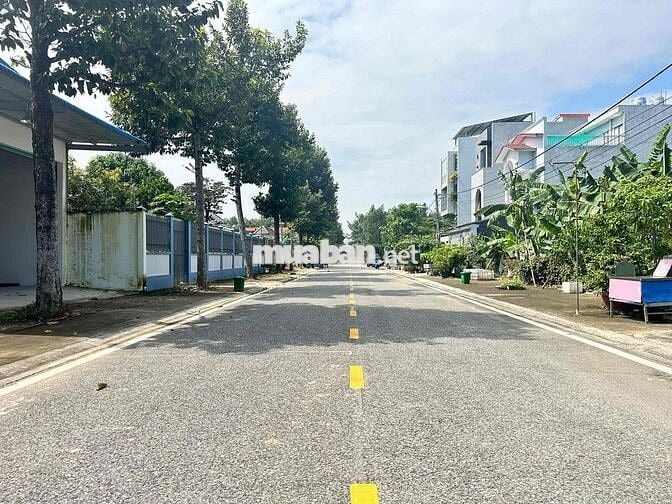 Hàng Siêu Đẹp TDC Định Hoà 7x20 full Thổ cư Giá 3ty350 gần Siêu Thị Ae