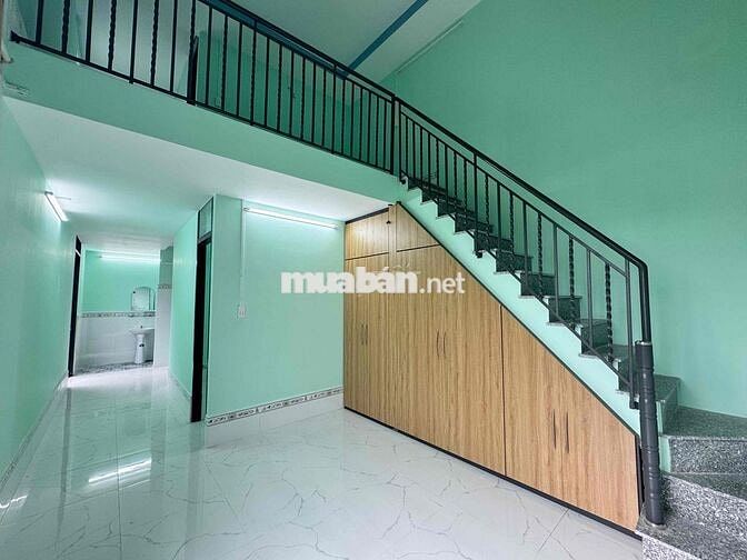 Nhà mới xây 40m2: 1 trệt 1 lầu có phòng ngủ dưới trệt