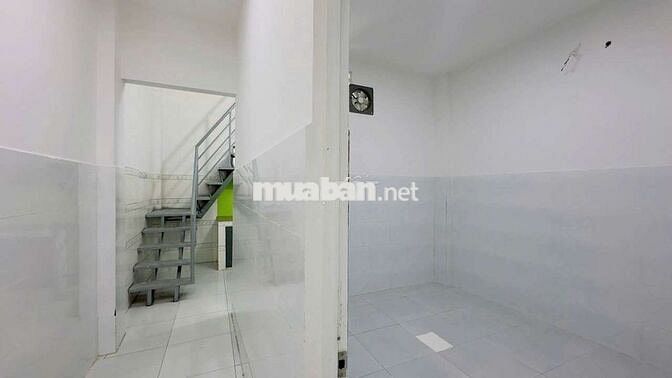 Nhà phố gần ngã 3 Cây Điệp và chợ Dĩ An 1 vào 500m