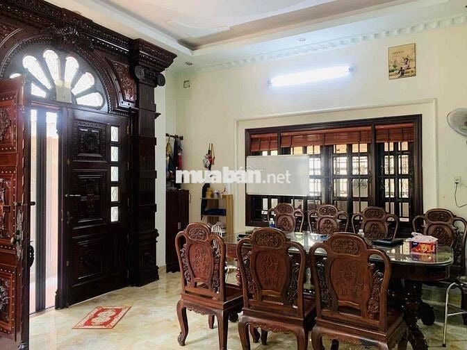QUẬN 7: BIỆT THỰ  NẰM TOẠ LẠC TẠI KDC VEN SÔNG - SIÊU VIP. Giá 52ty3.