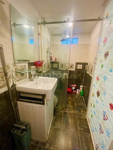 - Nhà bán Liên Tỉnh5 P5 Q8  - DT : 4m x 6,2m ( nở hậu 5,3m )