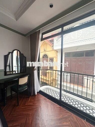 Bán nhà Lạc Long quân, ngõ thông ô tô, 6 tầng thang máy, 50m2 13.8 tỷ