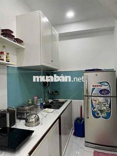 Cho thuê nhà nguyên căn Đường Mai Văn Ngọc Quận PN