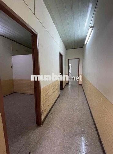 Bán nhà hẻm 5m Thoại Ngọc Hầu, 60m2 2 tầng, Xây 6 tấm, Chỉ 4tỷ xíu