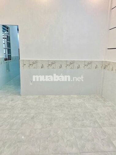 Bán nhà mặt tiền Nguyễn Chí Thanh diện tích rộng rãi