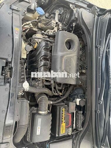 Hyundai Elantra 2019 1.6 MT - 134000 km
