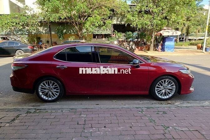 Toyota Camry 2019 2.5Q - 79000 km