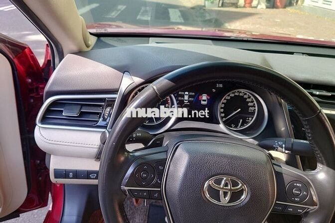 Toyota Camry 2019 2.5Q - 79000 km