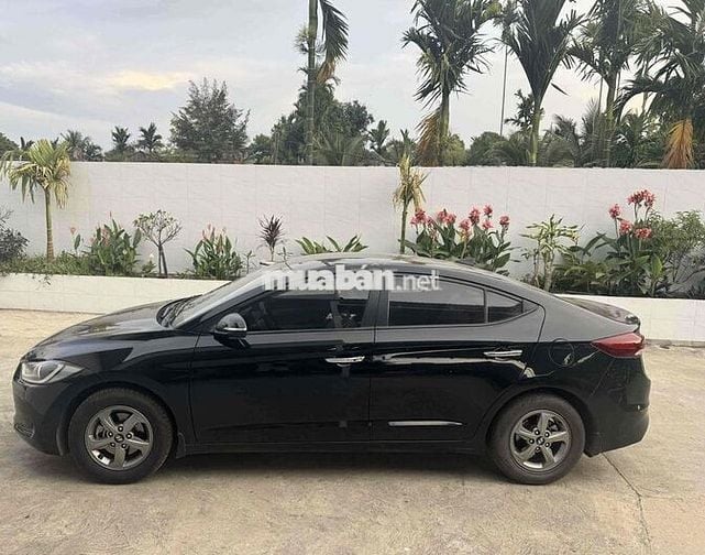 Hyundai Elantra 2019 1.6 MT - 134000 km
