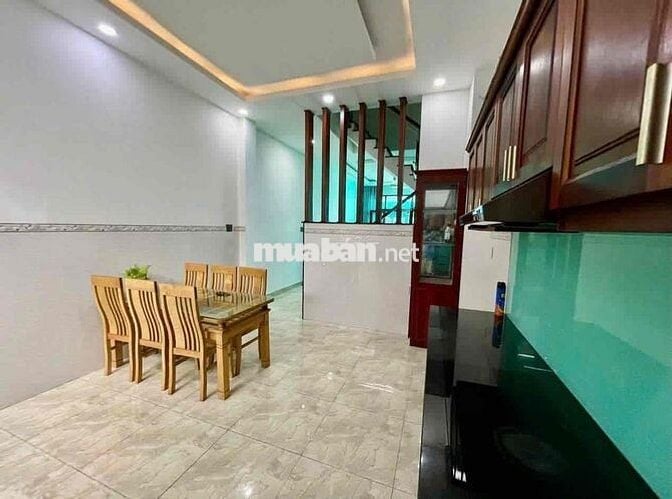 NHÀ TRỆT 2 LẦU 4PN-5WC - ĐẬU XE HƠI THOẢI MÁI- SÁT GÒ VẤP