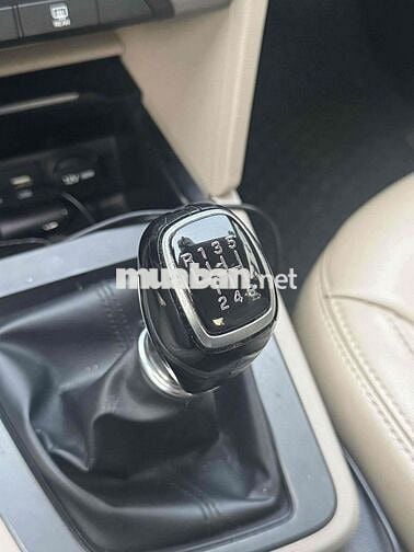 Hyundai Elantra 2019 1.6 MT - 134000 km