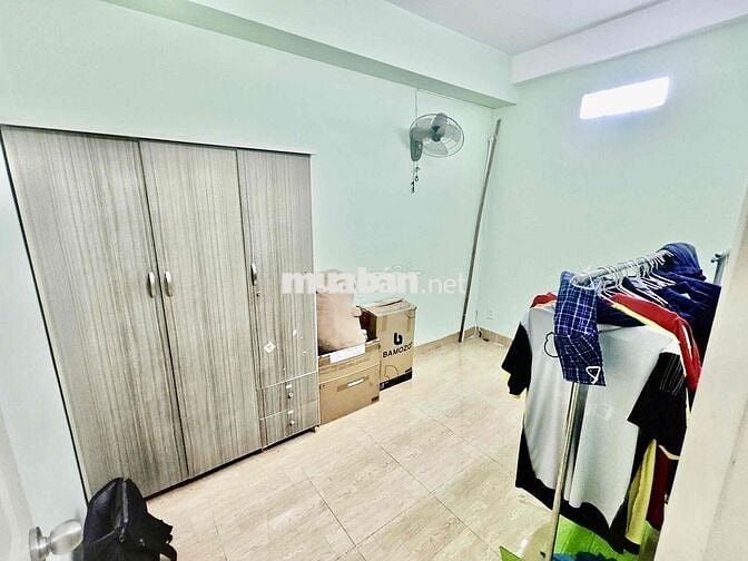 Cho Thuê Nhà Sạch Dt 100m2 1Trệt 2Lầu 3Pn 2Wc Full Nội Thất