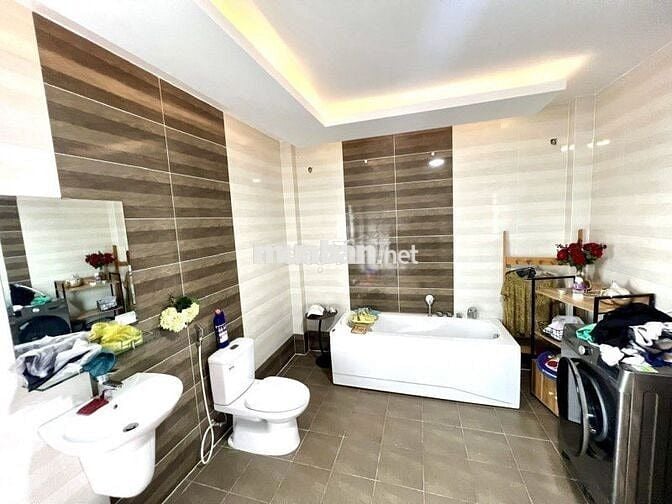 🏡 BÁN NHÀ 5 TẦNG MẶT TIỀN LÊ VĂN QUỚI, GẦN NGÃ TƯ BỐN XÃ - GIÁ 8.33 TỶ