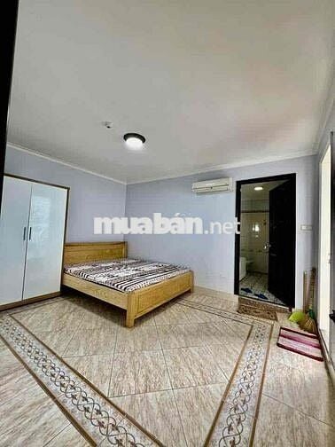 Nhà Chung Cư Tầng Trệt DT 100m2 Có Sân Sau 2Pn 2Wc Bảo Vệ Hồ Bơi Tenic