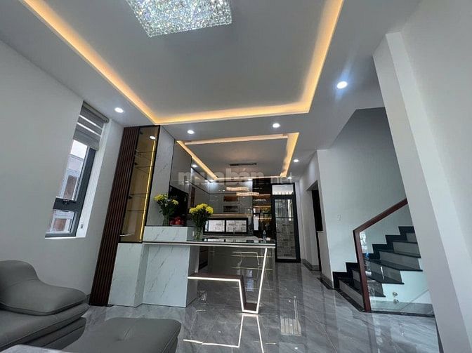 🌟 BÁN NHÀ PHỐ LIỀN KỀ – TRUNG TÂM THỊ TRẤN BẾN LỨC, LONG AN 🌟