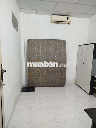 Cho thuê phòng studio full nội thất thuận tiện di chuyển qua Q1, Q2