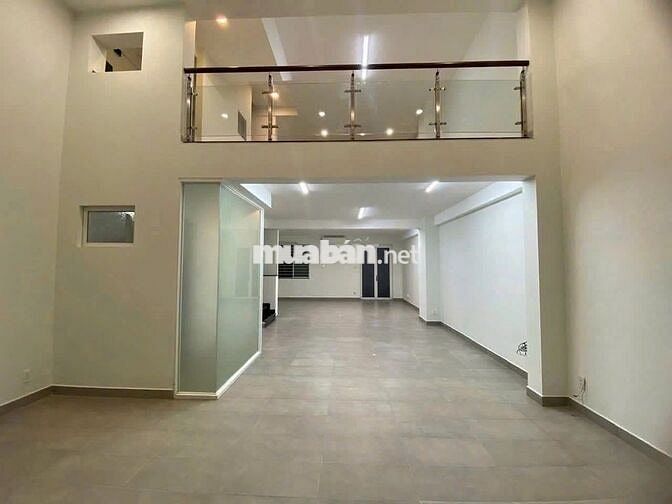 Cho Thuê Nhà Mặt Tiền Khu Biệt Thự Cao Cấp - Có Hầm- 7 x 26 mét