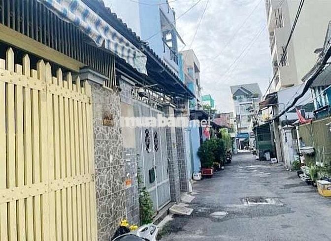 Nhà thuê Gò Dầu. Quận Tân Phú (3pn, 2wc) hẻm xe hơi. Dtsd 200m2