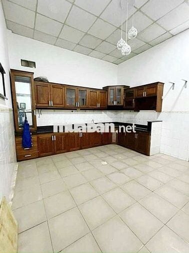 Nhà thuê Gò Dầu. Quận Tân Phú (3pn, 2wc) hẻm xe hơi. Dtsd 200m2