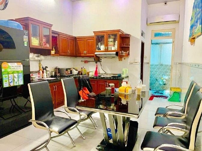 SÁT Q6, TÊN LỬA, 4x19, 4 TẦNG, HẺM 7M 1/ SÁT MT TÂN HOÀ ĐÔNG