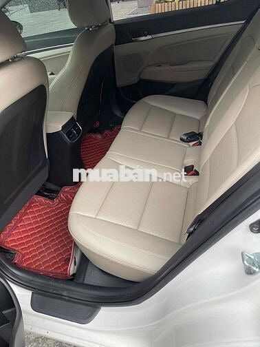 Hyundai Elantra 2021 2.0 AT - 62000 km