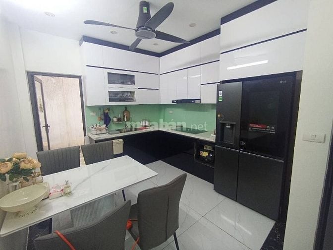 Anh Hải giảng viên trường Tài Chính bán nhà Đông Ngạc 50m2x5T, 10.5 tỷ