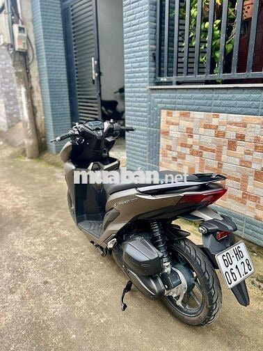 Cần bán Vario 150 đời 2021 . Máy móc êm