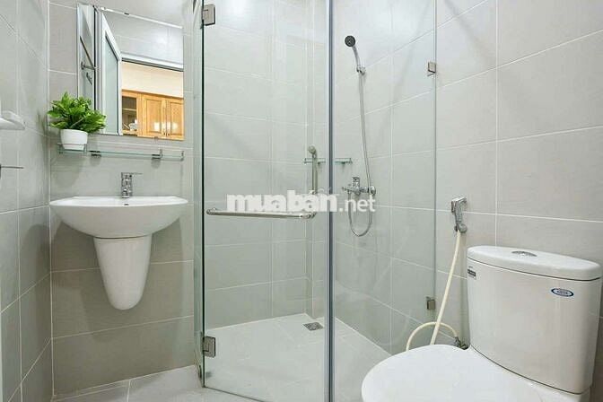 🌷Cho Thuê Căn Hộ Ban Công Rộng 38M2 Gần Chợ Bến Thành Giá Rẻ