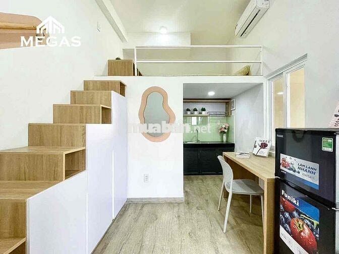 DUPLEX BAN CÔNG - ĐI BỘ QUA ĐH NGOẠI THƯƠNG