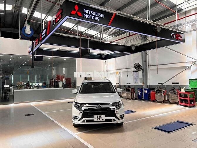 Mitsubishi Outlander 2022 2.0 Premium - 26326 km