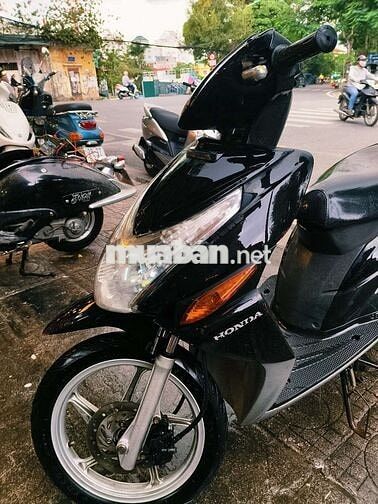 Bán xe click đang sử dụng