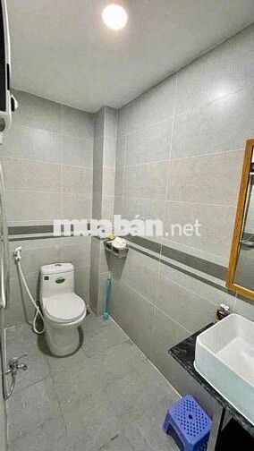 nhà 2 tầng full nội thất có 2 phòng ngủ 2wc, đường Lô Tư, BHH A