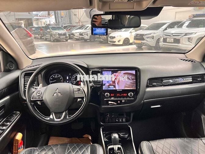 Mitsubishi Outlander 2022 2.0 Premium - 26326 km