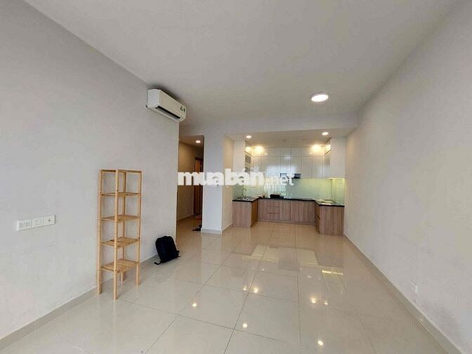 Cho thuê căn NTCB 3PN.2WC trống sẵn ở ngay-Orchard Parkview