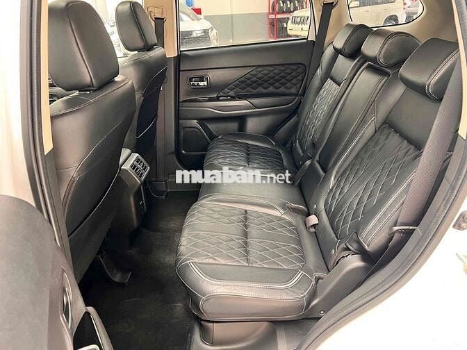 Mitsubishi Outlander 2022 2.0 Premium - 26326 km