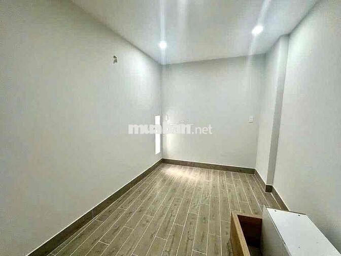 NGUYÊN CĂN 56M2 3PN3WC NHÀ TRUNG TÂM ĐẦY ĐỦ TIỆN ÍCH - Ở GĐ, NHÓM BẠN
