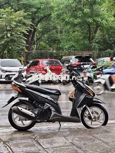 Bán xe click đang sử dụng