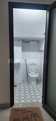 cho thuê nhà đầy đủ trang thiết bị mới toanh, chỉ cần dọn vào là ở