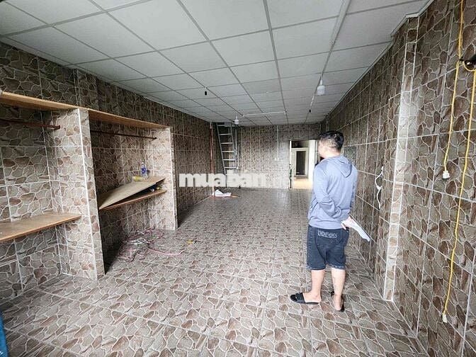 cho thuê tầng 2 nhà mặt tiền 367 lê văn sỹ quận 3