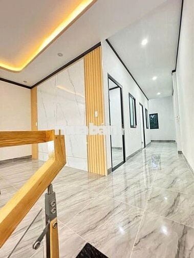 Nhà gác lửng mới xây giá 1ty690, SHR thổ cư giáp trường lái Bửu Long