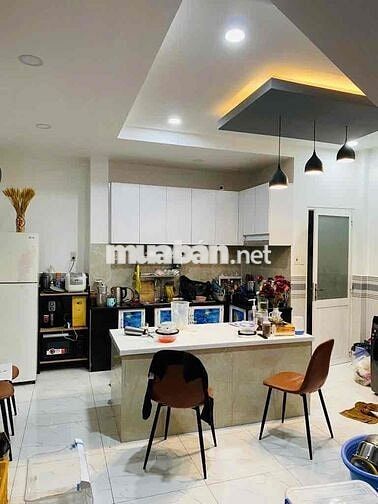 Bán Nhà Âu Cơ, 52m2, gần HXH, Chỉ 4.4 Tỷ